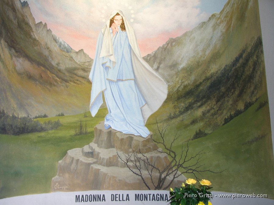 maslnaa-curo 213.jpg - La Madonna della Montagna nella cappella di Grumetti